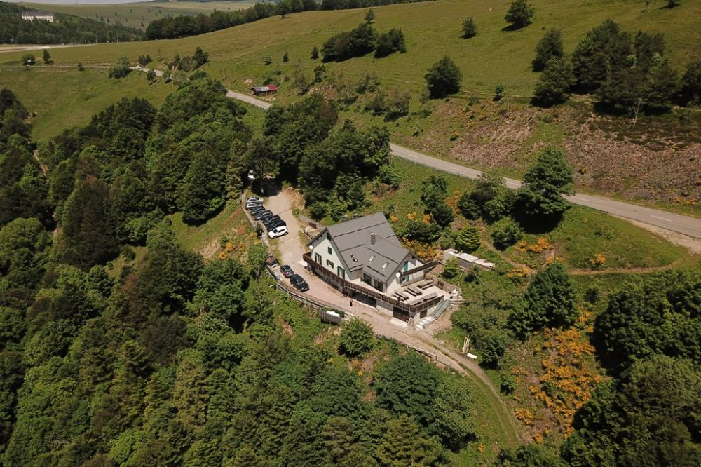 Vue aérienne du chalet Saint-Antoine